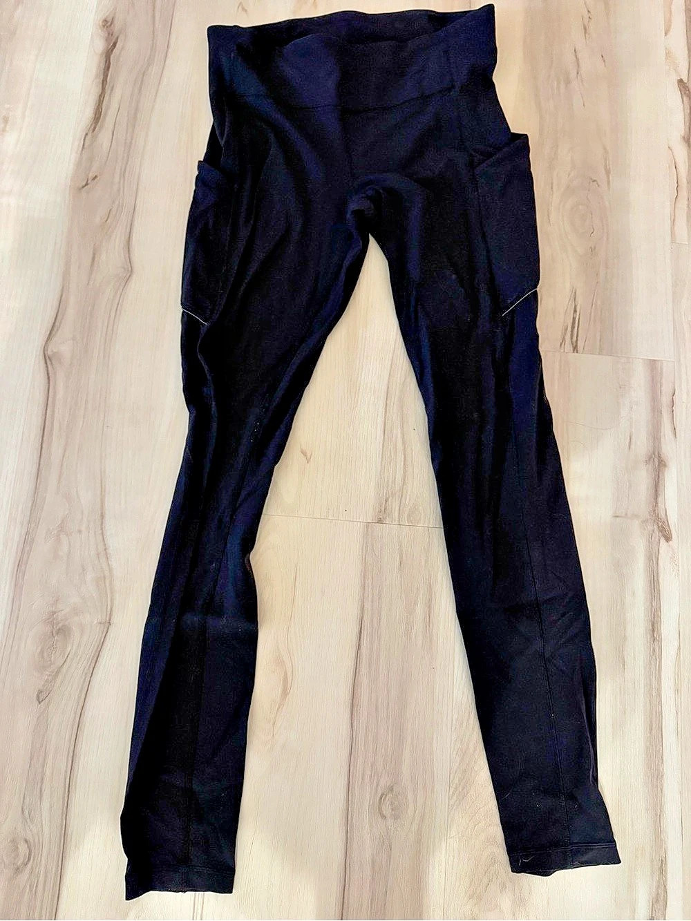 Lululemon Fast and Free Tight Black Athletic Leggings High Rise 28 inch size 6